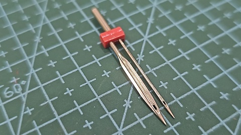 AGUJA DOBLE 130/705H 80/100 WING PUNTO AJOUR