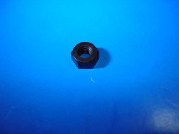 TUERCA JUKI DOBLE AG B1821-0 11/64-40L 4.37