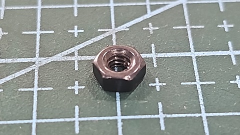 TUERCA BROTHER DOBLE AGUJA / OJAL M3.18-40