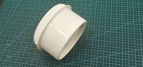 VOLANTE SINGER PLASTICO COMPLETO PRET-PORTER