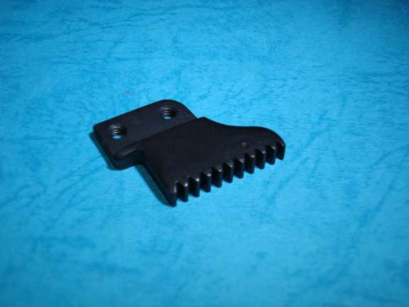 SOPORTE DE LA CUCHILLA BROTHER LK3-B826