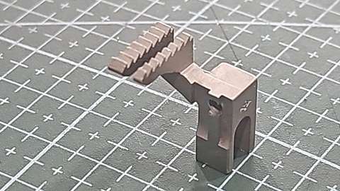 DIENTE JUKI TRASERO OVERLOCK 4 HILOS