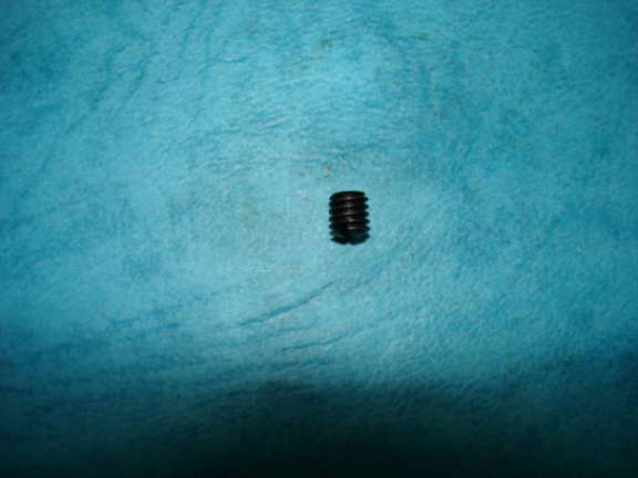 TORNILLO TYPICAL GK31030 DE AGUJA