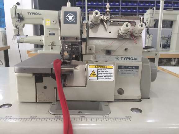 MAQUINA OVERLOCK 3 HILOS CON BK