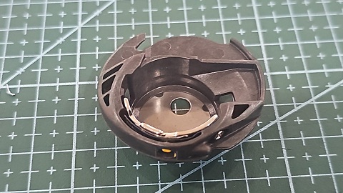 PORTA BOBINA SINGER 7640
