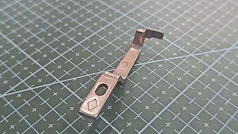 PROTECTOR DE AGUJA SIRUBA OVERLOCK ORIGINAL 3H