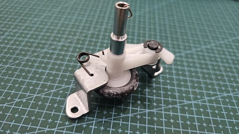 CARGADOR SINGER DE BOBINA 1412