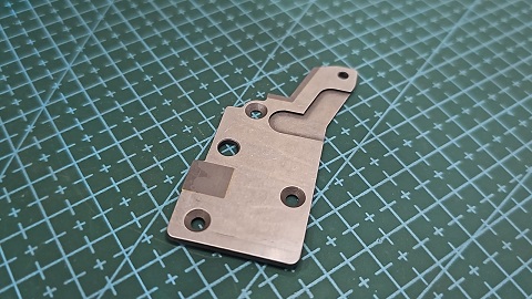 CUCHILLA FIJA JUKI T041 MAQUINA 5 HILOS SUCCI