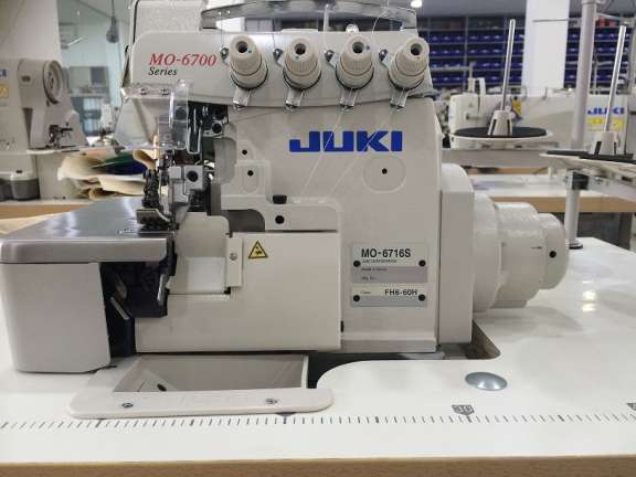 MAQUINA JUKI OVERLOCK JEANS MO6716SFH660H