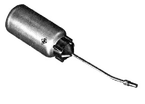 ACEITERO PLASTICO CON TAPA DE METAL