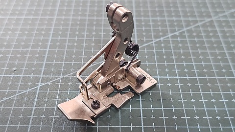 PRENSATELAS SIRUBA OVERLOCK SERIE K 3 X 5