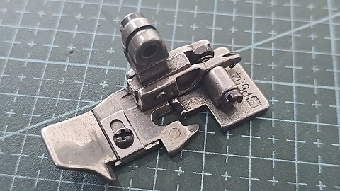 PRENSATELA SIRUBA OVERL 5H LIVIANA GN794/5