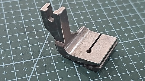 PRENSATELAS DE FRUNCIR ANCHO PARA RECTA