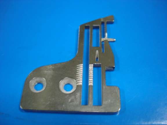 CHAPA AGUJA JUKI MO: 716/816 5 HILOS