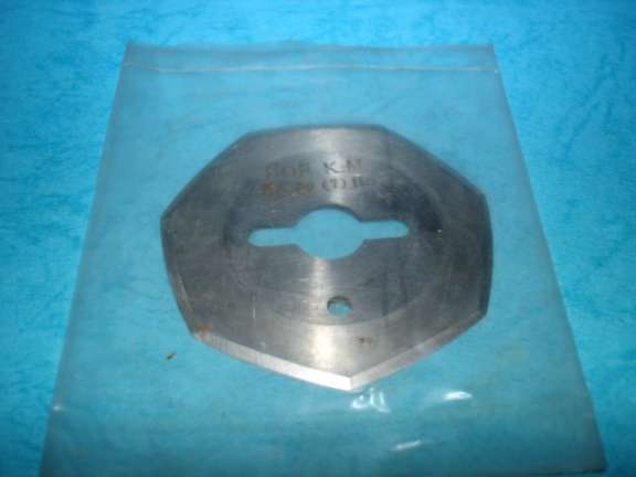 CUCHILLA OCTOGONAL DE 2" 1/2  KM BANANA