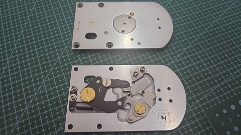 CHAPA COMPLETA BROTHER ATRACADORA KE430D