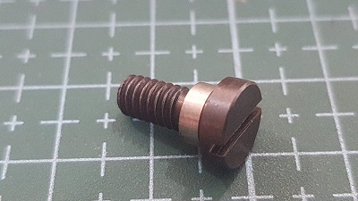 TORNILLO JUKI D=6.5 H=3 3/16-28 L=8.4