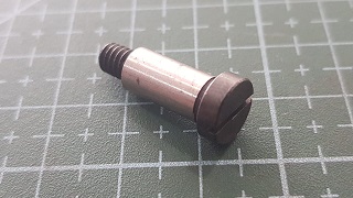 TORNILLO JUKI LK1850 /LU2800  D=6.5 H=13