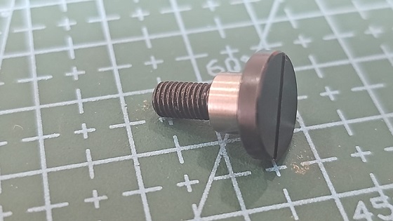 TORNILLO JUKI D=7 H=4.5 DDL8700 ATRAQUE AUT