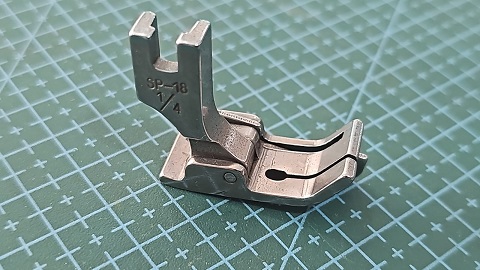 PRENSATELAS RECTA CON GUIA 1/4