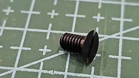 TORNILLO JUKI 9/64-40 L=7