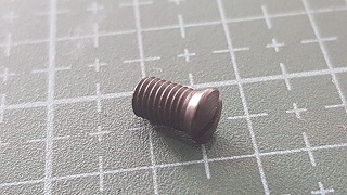 TORNILLO JUKI 11/64-40 L:7