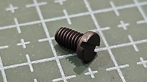 TORNILLO JUKI DEL LOOPER INF MO6700 9/64-40 L=7