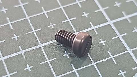 TORNILLO JUKI  LOOPER INF MO6700 9/64-40 L6