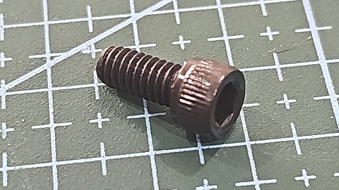 TORNILLO JUKI 3/16-28 L:12