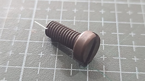 TORNILLO JUKI 15/64-28 L:14