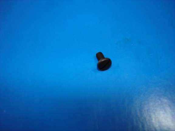 TORNILLO JUKI PROTECTOR AG SEG 3/32-56 L4.8