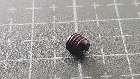 TORNILLO JUKI 11/64-40 L 3.8 SIN CABEZA