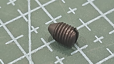 TORNILLO JUKI 11/64-40 L.6,5