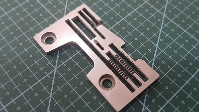 CHAPA AGUJA YAMATO OVERLOCK Z610 PESADA
