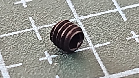 TORNILLO YAMATO APRETADOR DE AGUJA 1/8-44 L=2