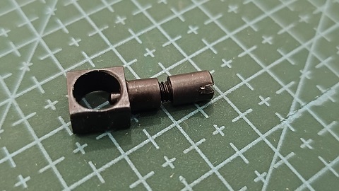 APRETADOR DE AGUJA YS-4455 INDUSTRIAL