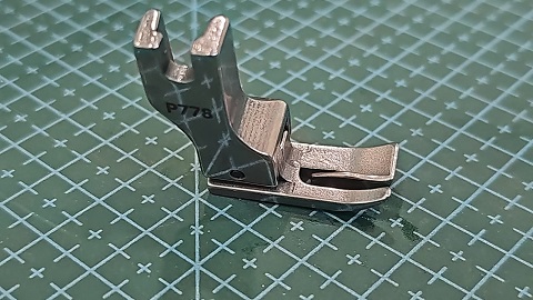 PRENSATELAS PARA RECTA PESPUNTE DE CUELLO