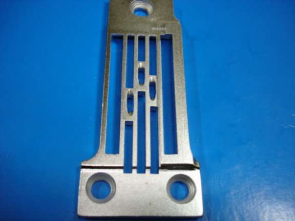 CHAPA DE AGUJA JUKI MS1261