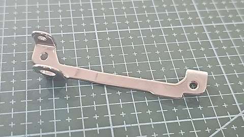 BASE ALIMENTADOR DE HILO OVERLOCK JUKI MO6716