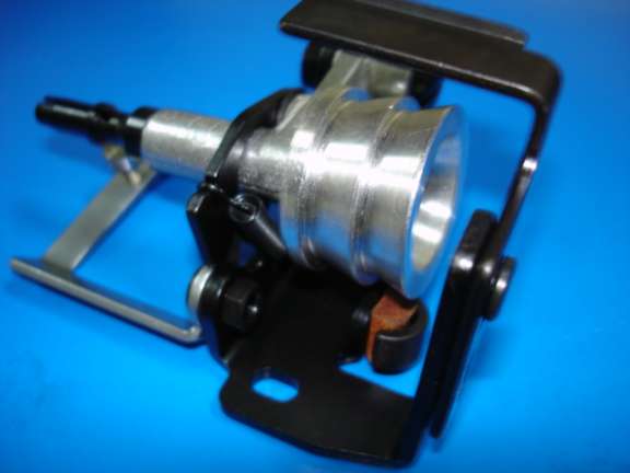 CARGADOR DE BOBINA ATRACADORA LK 1850