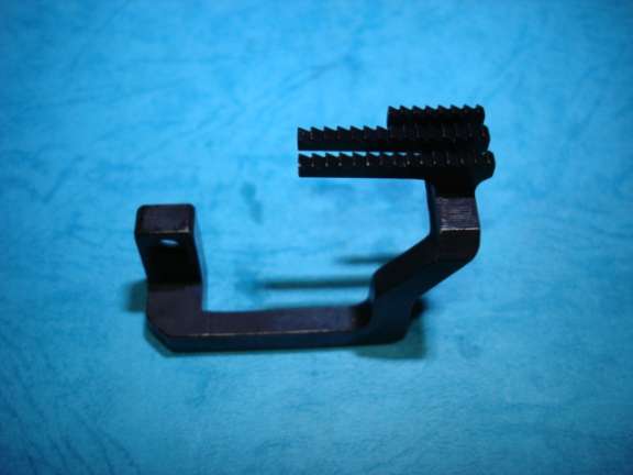 DIENTE BROTHER DIFERENCIAL OVERLOCK 4 HILOS
