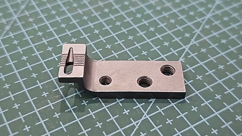 DIENTE SINGER 300U PARA CERRADORA DE COLCHON