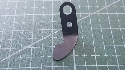 SUJETADOR BOTON LADO DERECHO BROTHER CB3