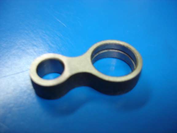 BIELA LIBERADORA DE HILO LT2-B872