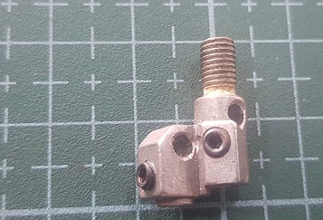 SOPORTE DE AGUJA OVERLOCK GN2000-5H-A PESADA