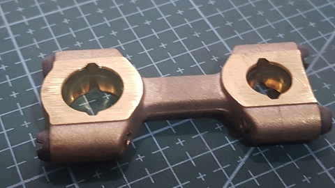 BIELA TYPICAL DEL LOOPER SUPERIOR OVERLOCK GN2000/3000