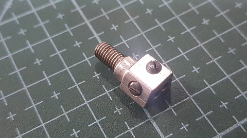 SOPORTE AGUJA  PEGASUS/TYPICAL 4H GN2000