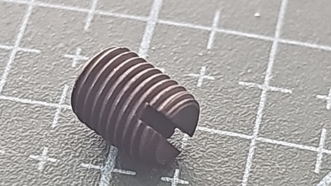 TORNILLO DEL PERNO SOPORTE DE BARRA 17/64-32 L. 5