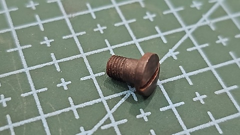 TORNILLO REECE DEL SUJETADOR DE HILO S311 M4X0.5 6.2