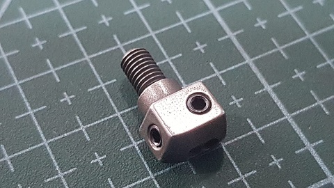 SOPORTE AGUJA  PEGASUS 4 HILOS